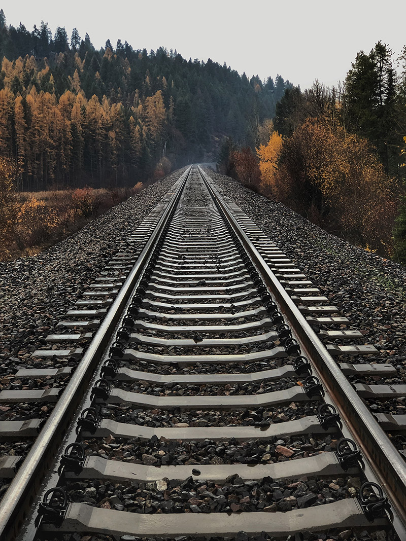 Anreise mit der Bahn für Ihren Urlaub am Arlberg Anreise mit der Bahn für Ihren Urlaub am Arlberg