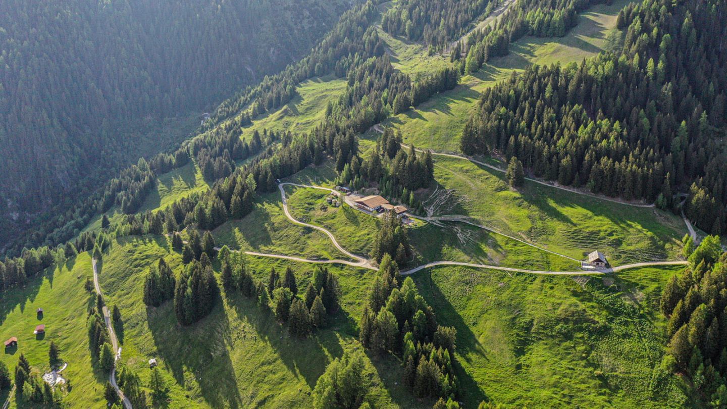 Berge, Natur, Abenteuer beim Sommerurlaub im Omaela Apartments