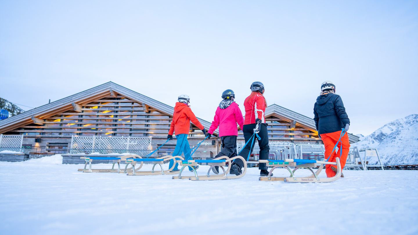 Rodeln im Skiurlaub in St. Anton