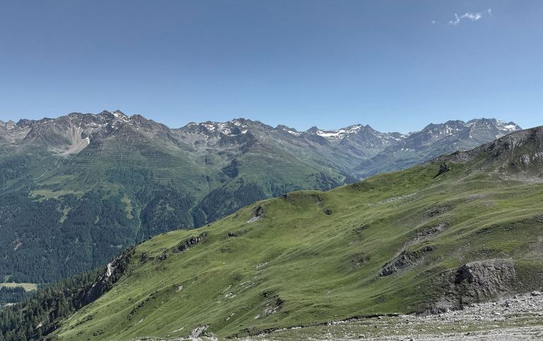 Ibex meets panorama – off to the Leutkircher Hut